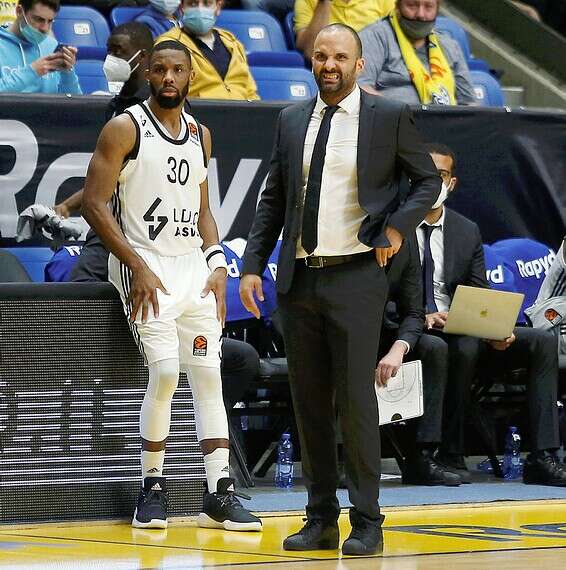 קול (משמאל). הגיע להוכיח // צילום: אלן שיבר